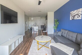 Building Photo - 701 W Rio Salado Pkwy