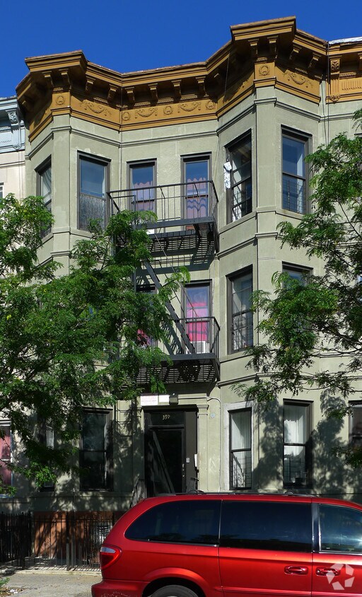 Foto del edificio - 397 Chauncey St