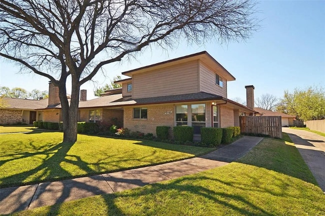 Building Photo - 7102 Casablanca Ct