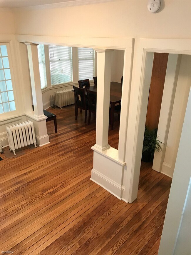 6 br, 3 bath House 115 Dewitt Place Wh... House Rental in Ithaca