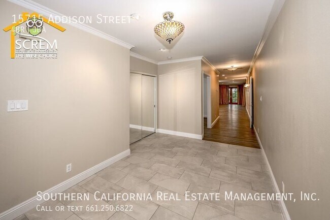 Foto del edificio - 15715 Addison St