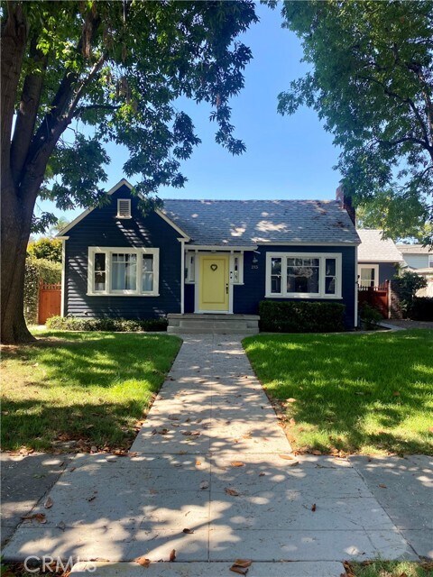 Primary Photo - 215 W Malvern Ave