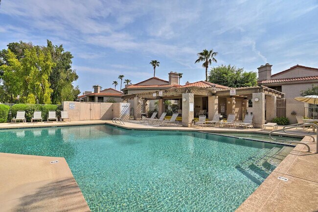 Building Photo - 9270 E Mission Ln