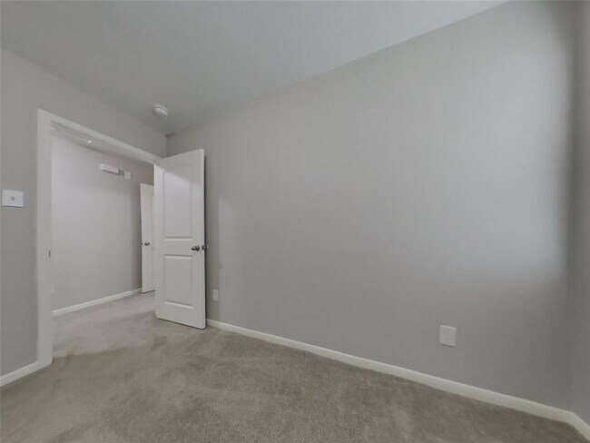 Building Photo - 612 Totem Trail Dr