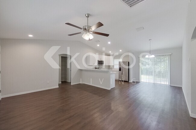 Foto del edificio - 3820 SE 136th Pl