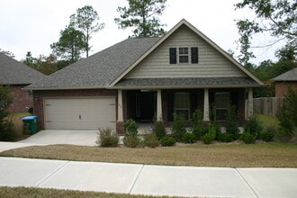 Building Photo - 658 Red Fern Rd