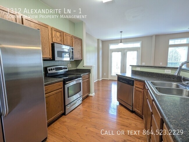 Foto del edificio - 1312 Alexandrite Ln