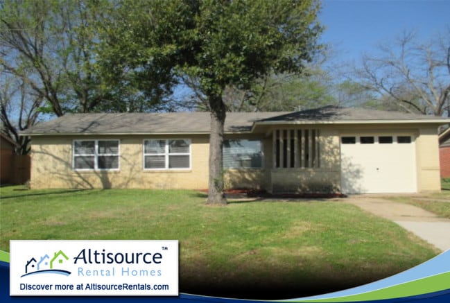 Building Photo - 1513 Delmar Dr