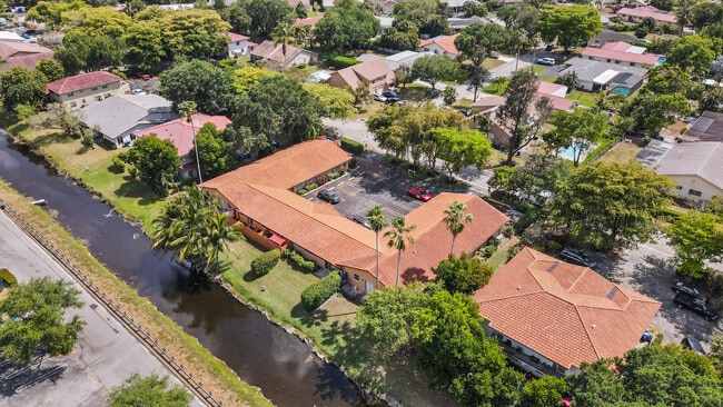 Foto del edificio - 10911 NW 45th St