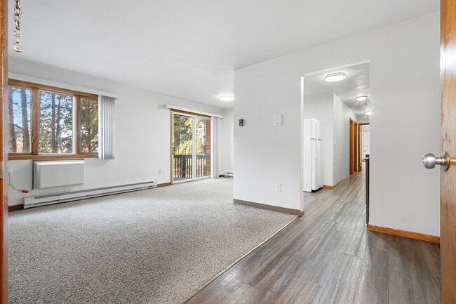 Foto del edificio - East Shore Apartments