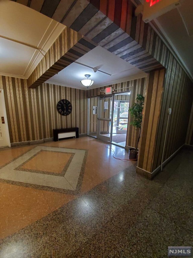 Foto del edificio - 2320 Linwood Ave