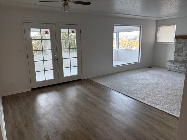 Foto del edificio - 2145 Webb St