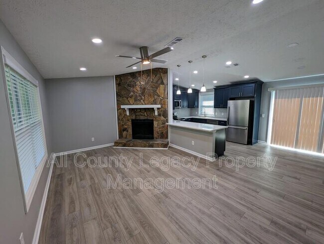 Foto del edificio - 4340 Bradley Dr SW