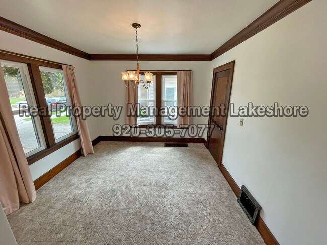 Building Photo - Cozy 2 Bedroom, 1 Bathroom House for Rent ...