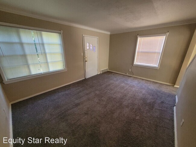 Foto del edificio - 2 br, 1 bath House - 255 E 250 ST