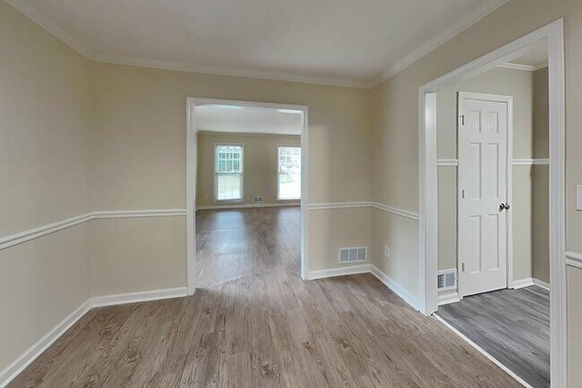 Foto del edificio - 4122 Deerbrook Way SW
