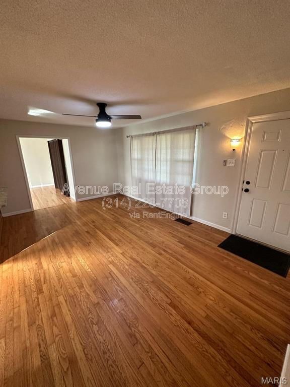Building Photo - 908 Center Ct