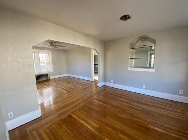 Foto del edificio - 434 Sharon St