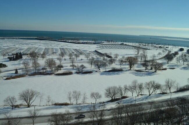 Lake View - 1610 N Prospect Ave