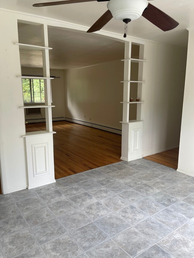 321 Titusville Rd Unit 111, Poughkeepsie, NY 12603 Condo for Rent in