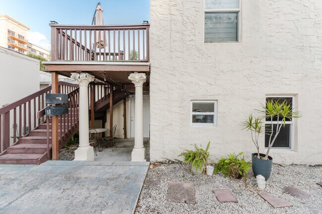 Foto del edificio - 364 E Palmetto Park Rd