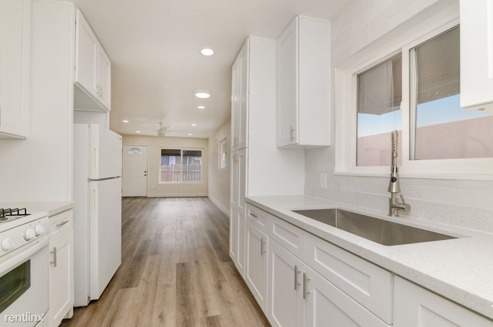 1812 E 16th St, National City, CA 91950 Townhome Rentals in National