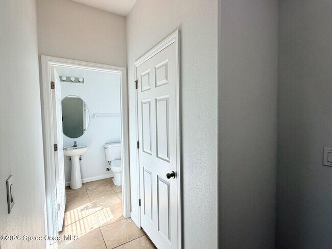 Foto del edificio - 1623 Musgrass Cir