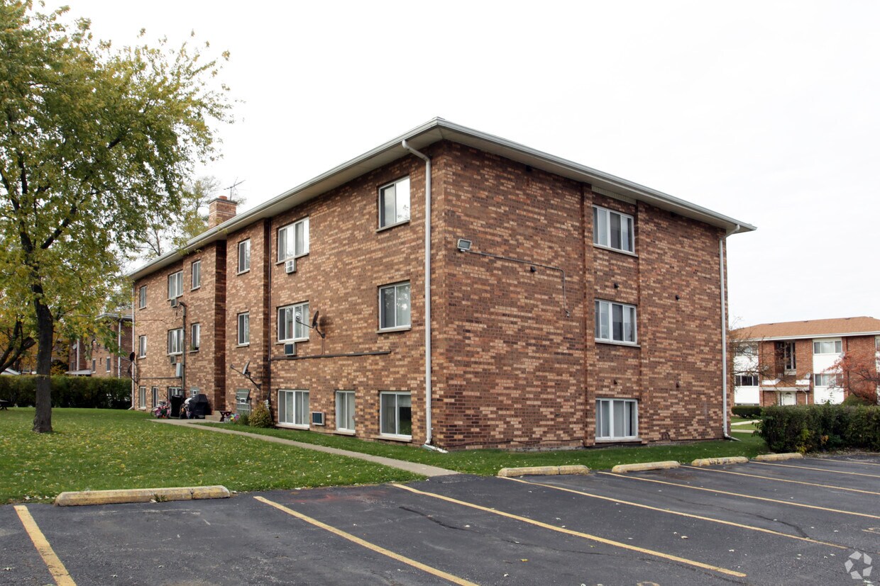 Foto del edificio - 1135 Surrey Dr