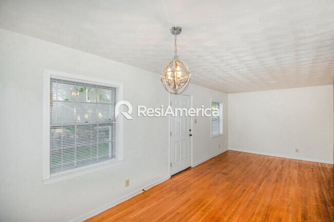 Foto del edificio - 3 br, 2 bath House - 3494 Naylor Drive