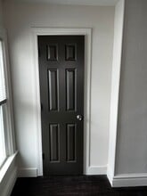 Building Photo - 1111 S Main St