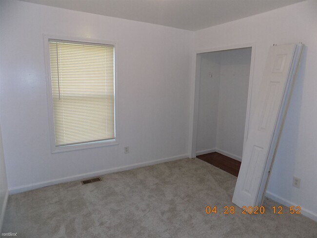 Foto del edificio - 4 br, 1 bath House - 433 Navahoe St
