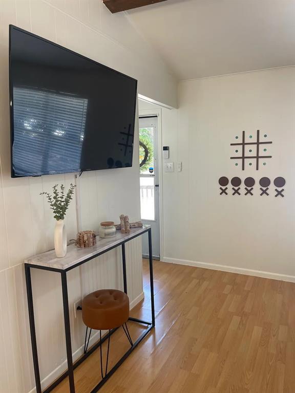 Foto del edificio - 1582 Valley Dr