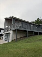 Building Photo - 2364 N Freshwater Avenue