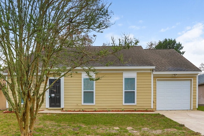 Building Photo - 8164 Fort Chiswell Trail