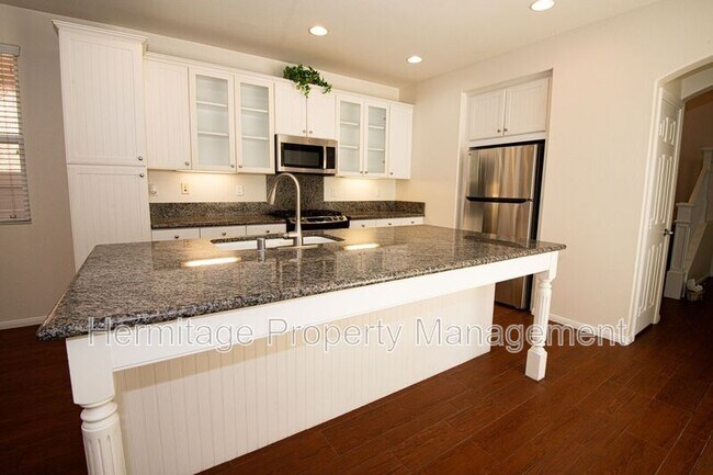 Foto del edificio - 40062 Somerville Ln