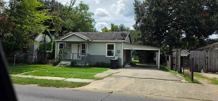 Building Photo - 4736 Winbourne Ave