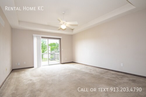 Foto del edificio - 23501 W 73rd Terrace
