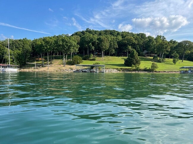 Building Photo - Unique LAKE FRONT cabin for Lease! Steps to water, BEAUTIFUL VIEW! Beaver Lake Garfield area.