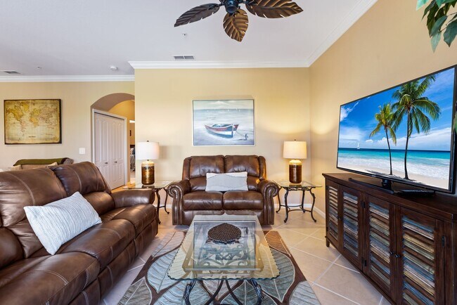 Foto del edificio - ** HERITAGE BAY ** 2 BED / 2 BATH - CONDO - BUNDLED GOLF - AMAZING AMENITIES - SHORT OR LONG TERM...