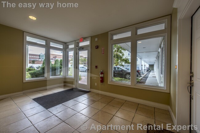 Foto del edificio - 110 Second St Unit #PH12