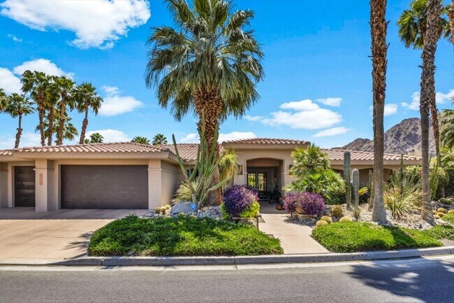 Foto del edificio - 45730 Indian Canyon Rd