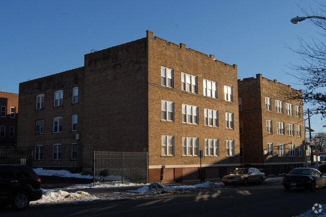 Building Photo - 429-437 Broadway