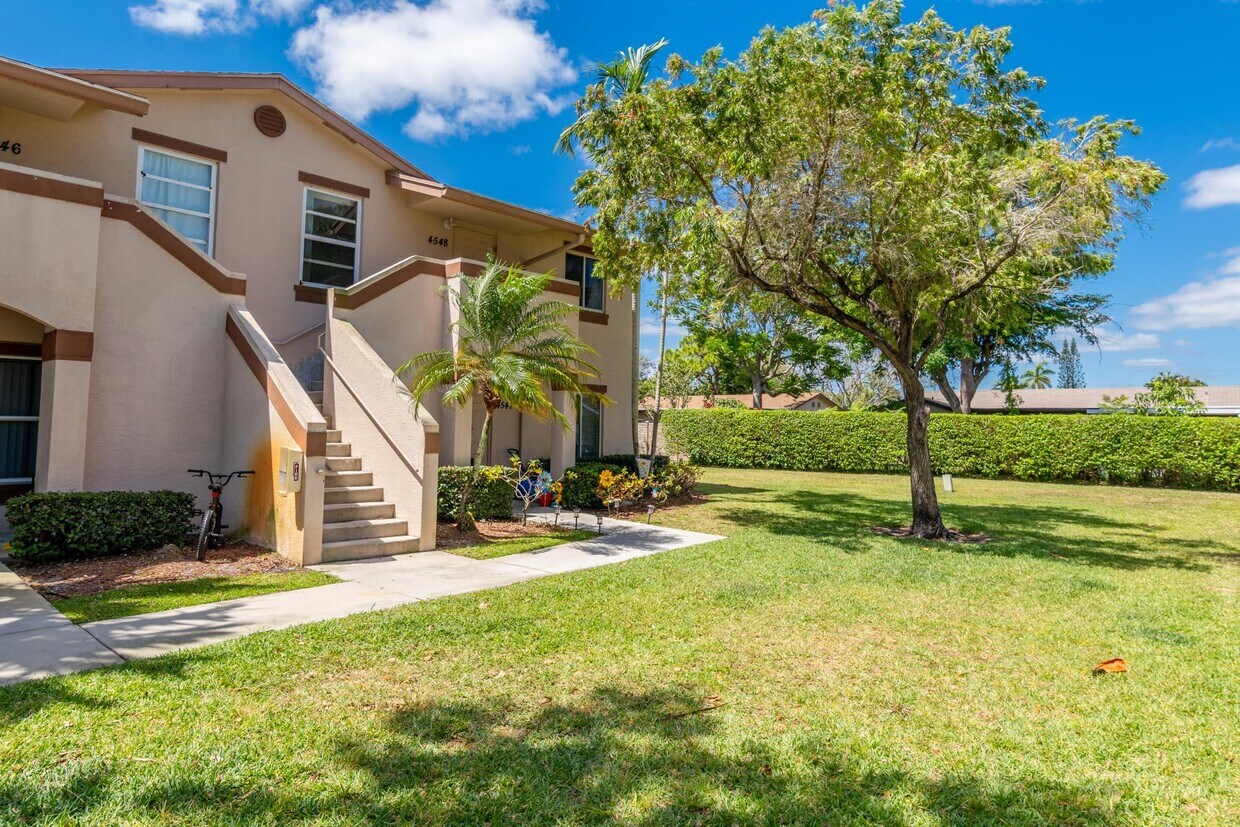 Foto principal - 4548 Oak Terrace Dr
