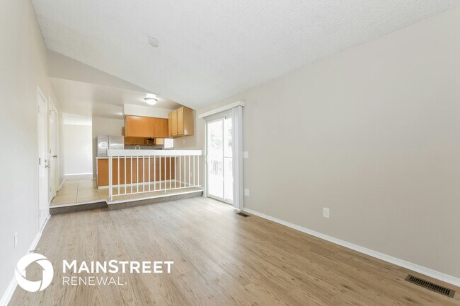 Foto del edificio - 9661 Adams St