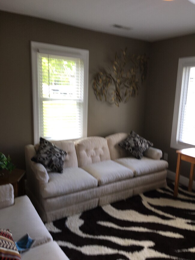 COMFY FURNITURE - 206 Bibb Ave