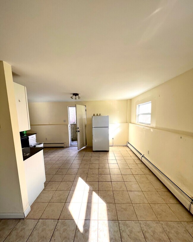 Kitchen - 62 Gage Ave