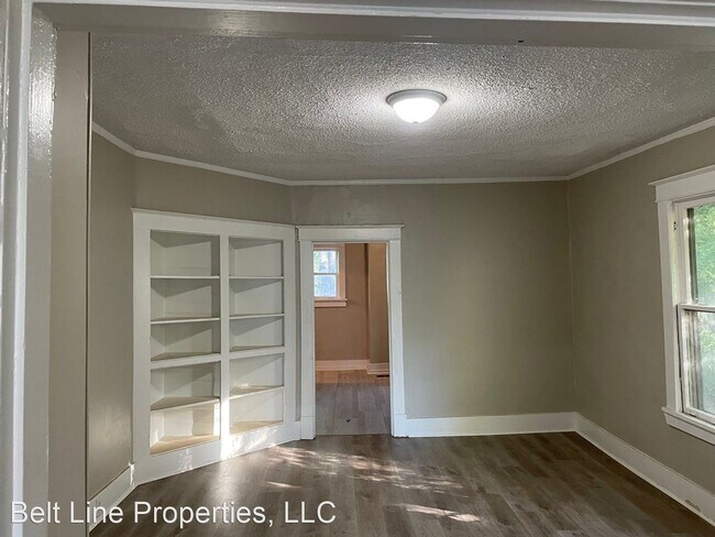 Foto del edificio - 3 br, 1 bath House - 2774 Midland Ave.