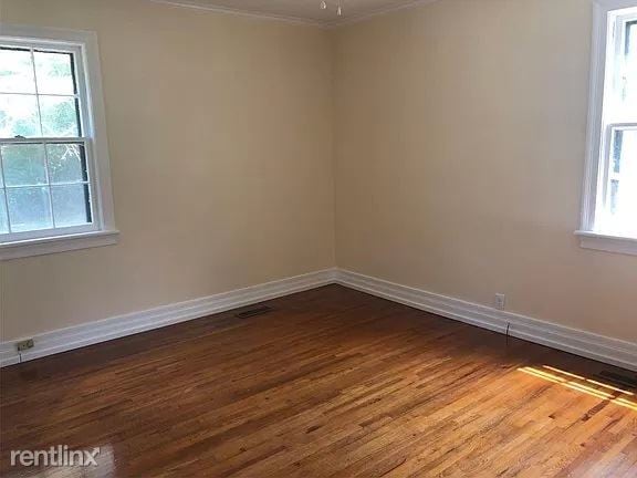 Building Photo - 3 br, 2 bath House - 1106 Jackson Street Ext