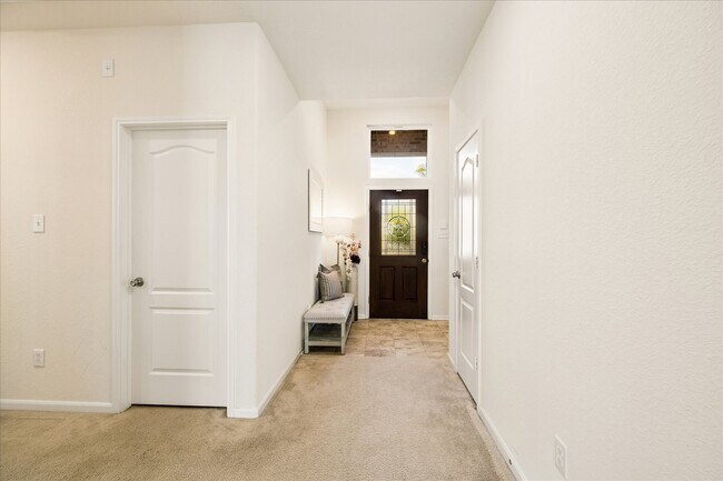 Foto del edificio - 22207 Davenport Downs Ln