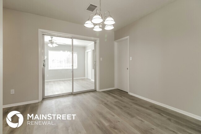 Foto del edificio - 1102 Malone Dr